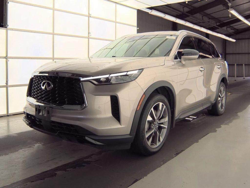 Certified 2023 INFINITI QX60 Luxe w/ Vision Package