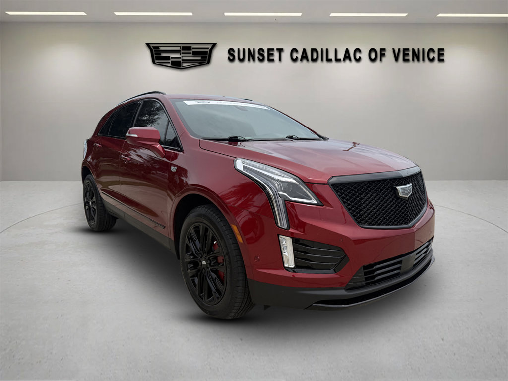Certified 2022 Cadillac XT5 Sportv w/ LPO, ONYX Package