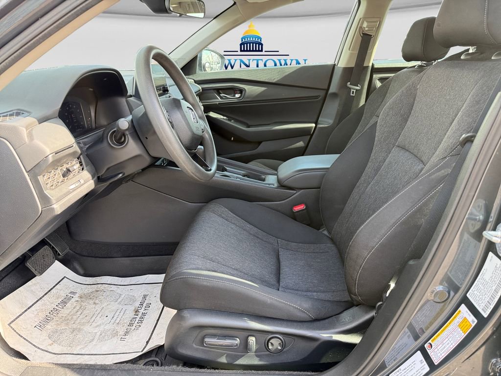 Used 2024 Honda Accord EX image 11