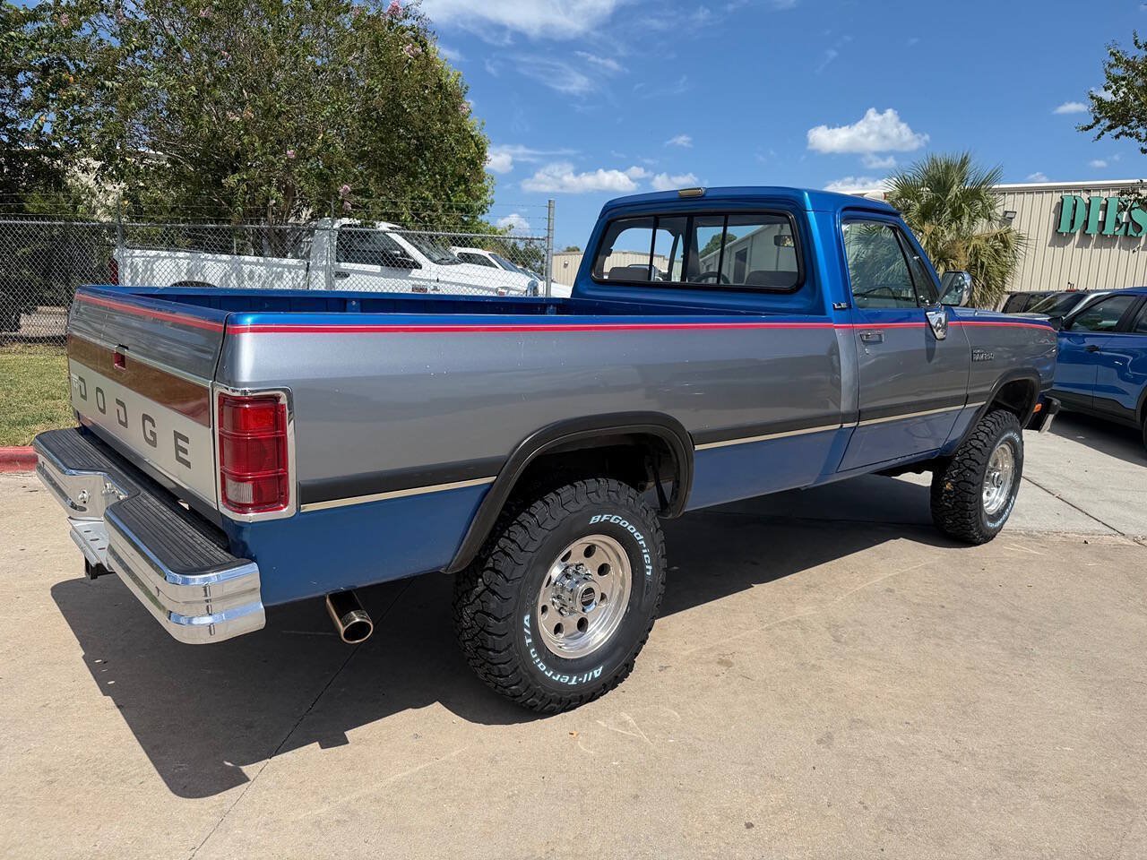 Used 1992 Dodge D/W Truck 250 AWD/4WD image 21