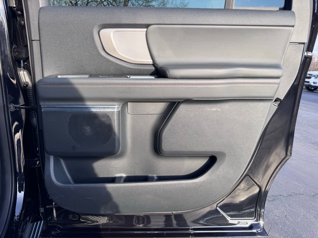 Used 2025 Ford Expedition Max Active image 28