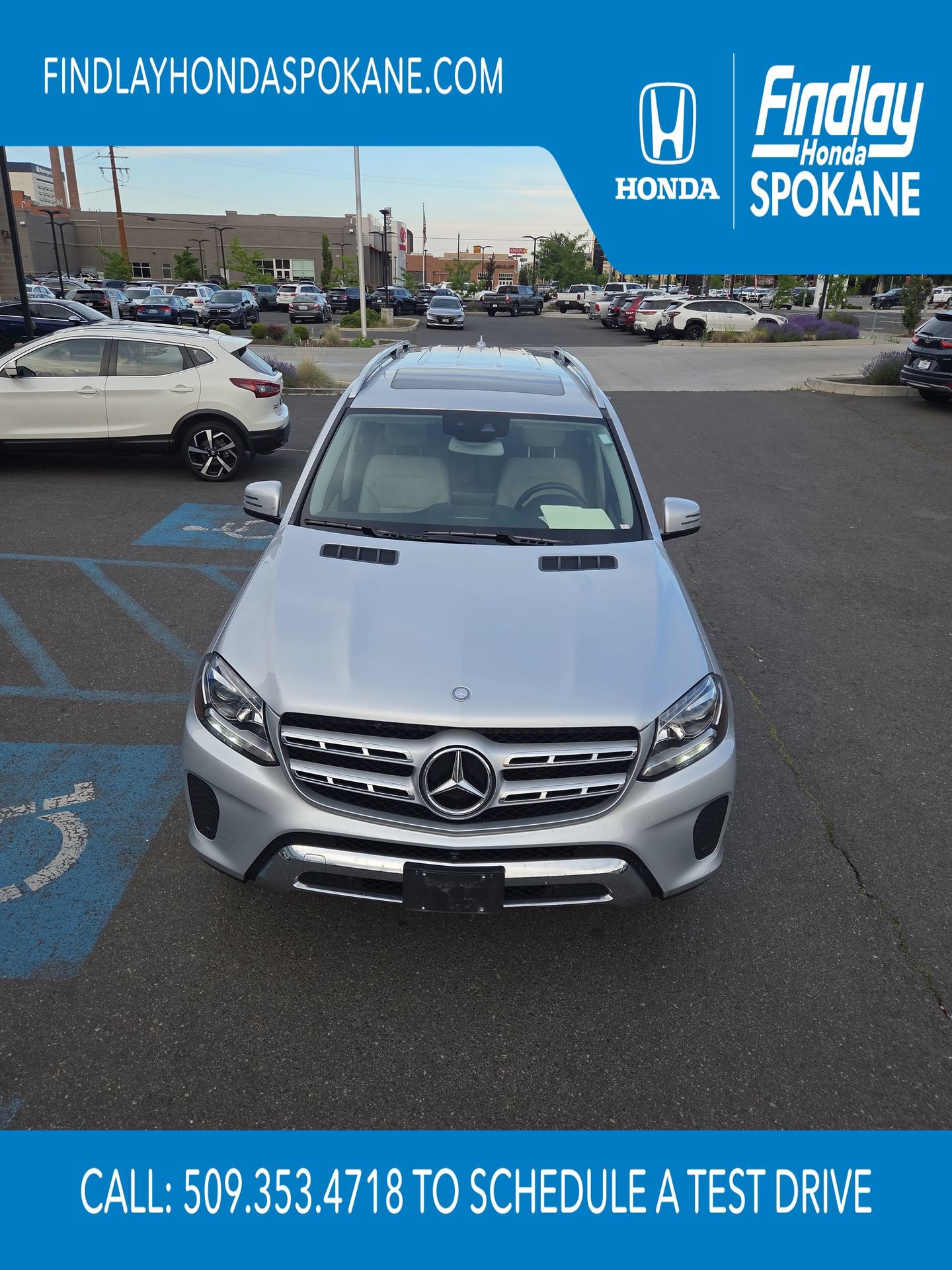 Used 2017 Mercedes-Benz GLS 450 4MATIC image 9