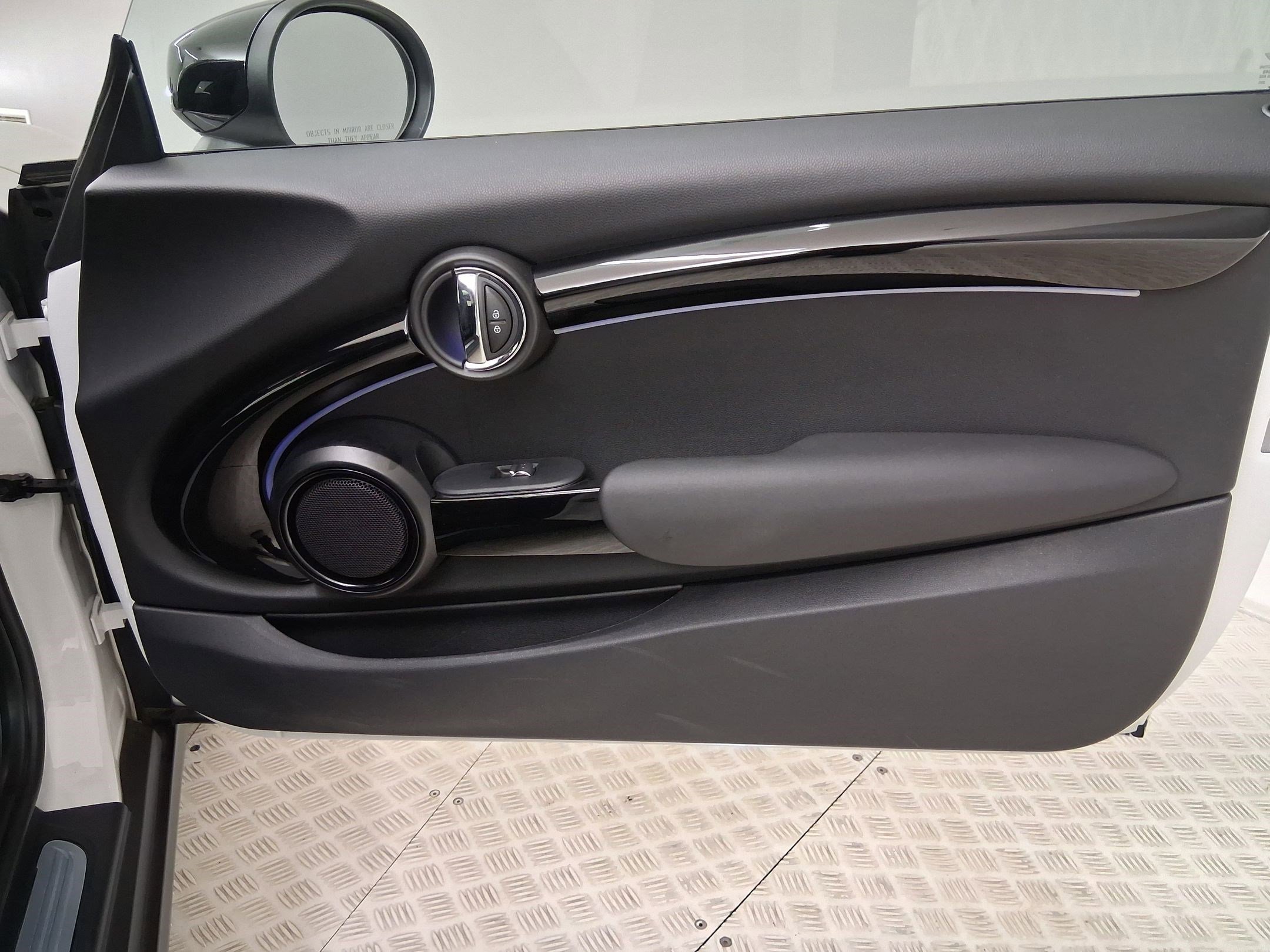 Certified 2024 MINI Cooper 2-Door Hardtop FWD image 30