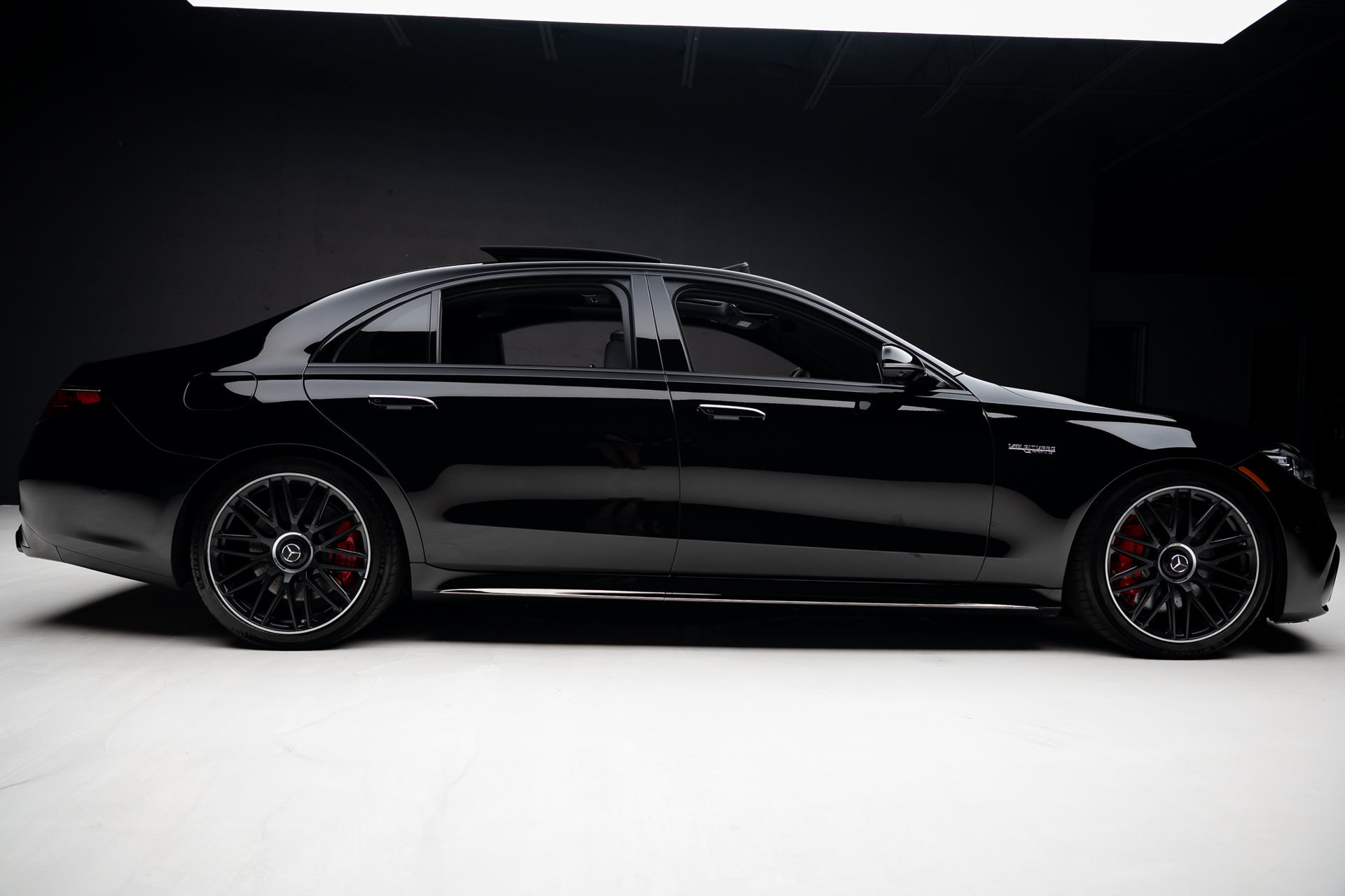 Used 2024 Mercedes-Benz S 63 AMG S image 39