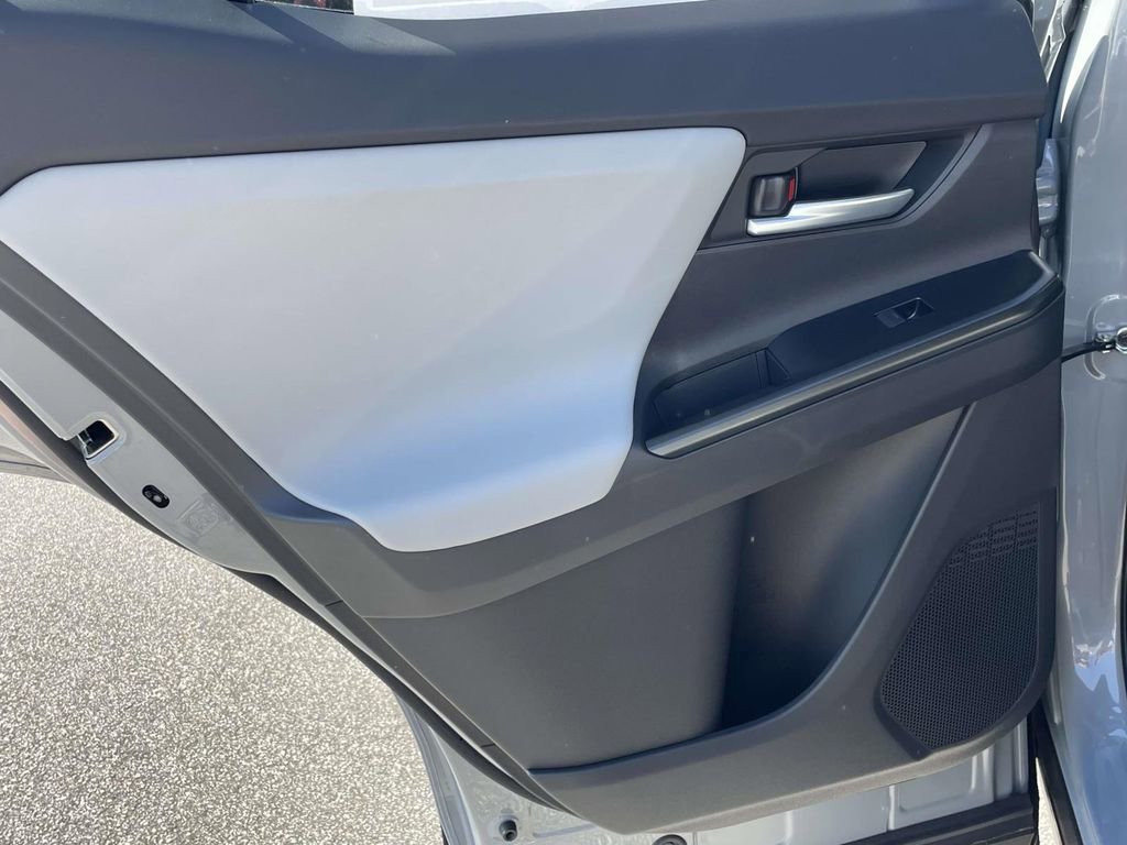 New 2026 Subaru Uncharted AWD image 12