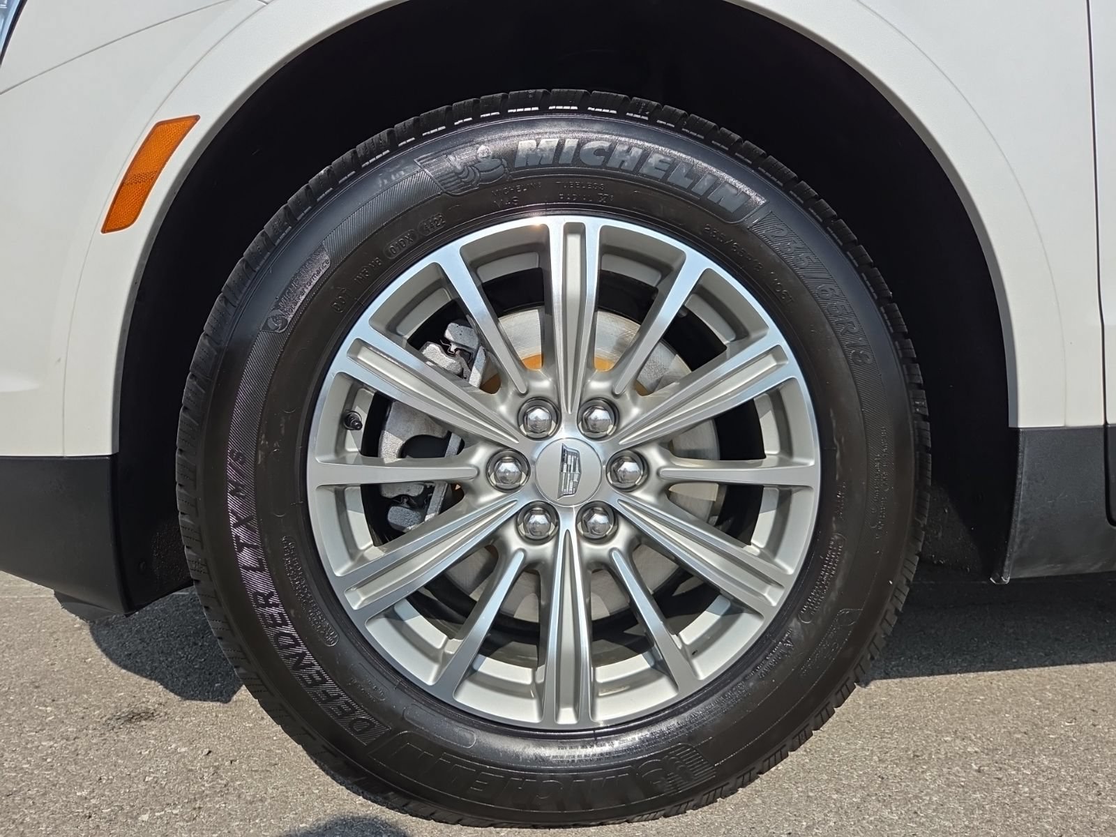 Used 2019 Cadillac XT5 Luxury FWD image 17