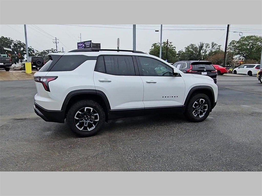 Used 2025 Chevrolet Equinox ACTIV w/ Safety and Technology Package image 34