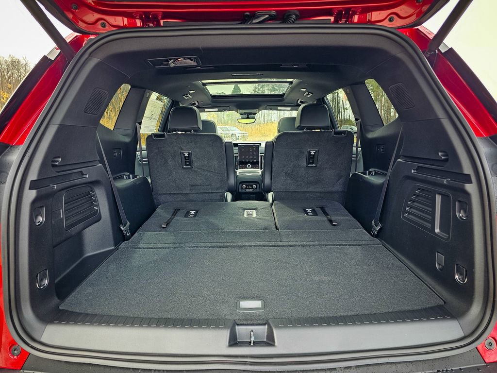 New 2026 GMC Acadia Elevation image 38