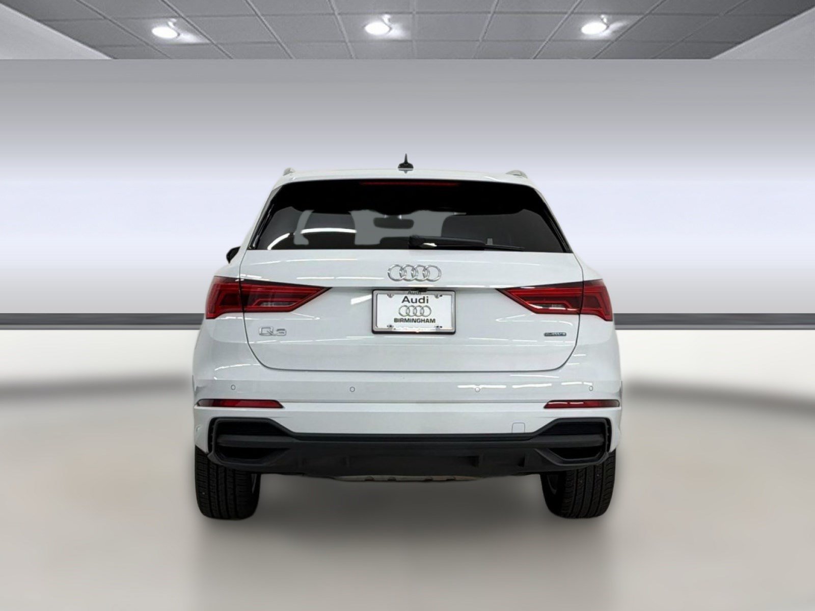 Used 2023 Audi Q3 2.0T Premium Plus w/ Premium Plus Package AWD/4WD image 10