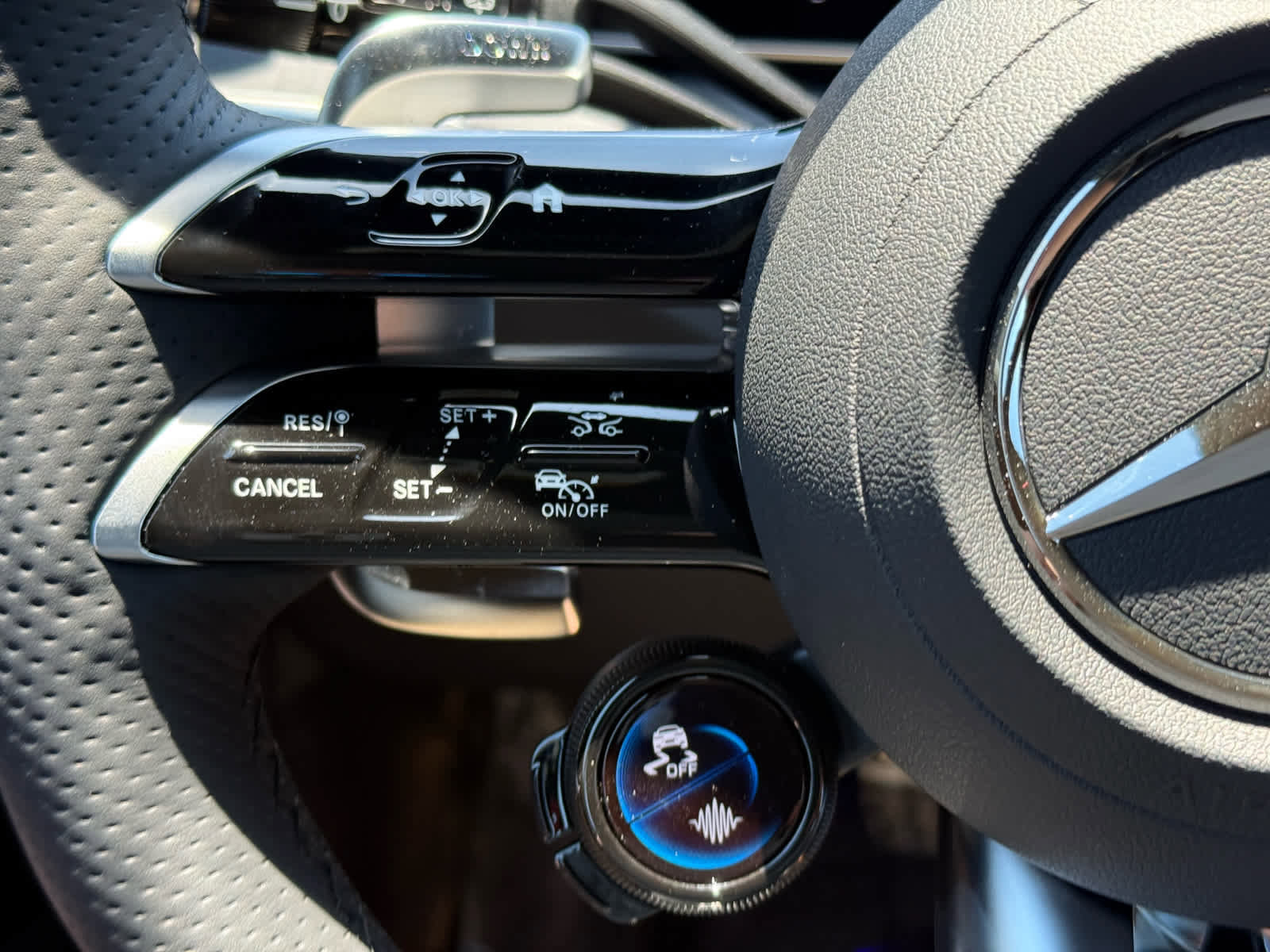 New 2025 Mercedes-Benz GLC 63 AMG S image 25