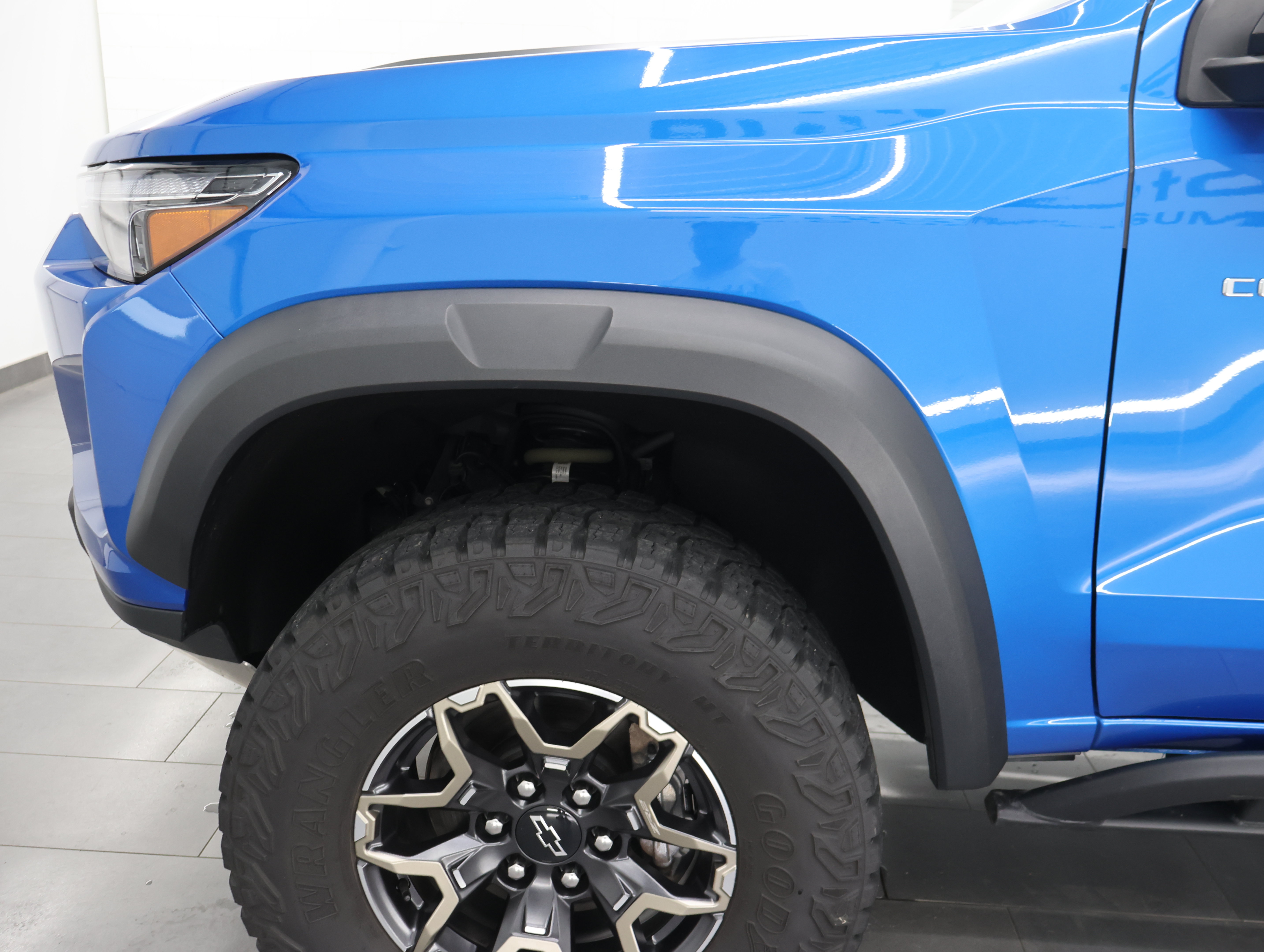 Used 2023 Chevrolet Colorado ZR2 w/ ZR2 Convenience Package III AWD/4WD image 35