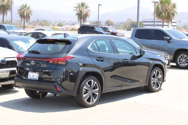 Certified 2025 Lexus UX 300h FWD image 21