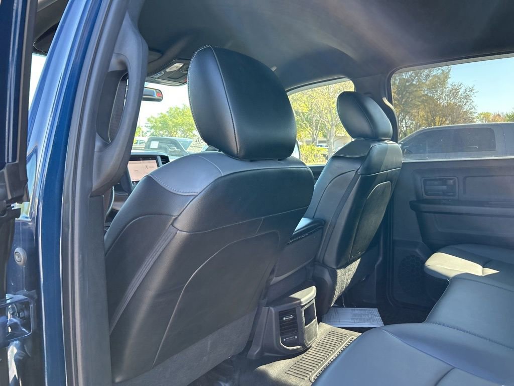 Used 2022 RAM 5500 Tradesman w/ Chrome Appearance Group image 15