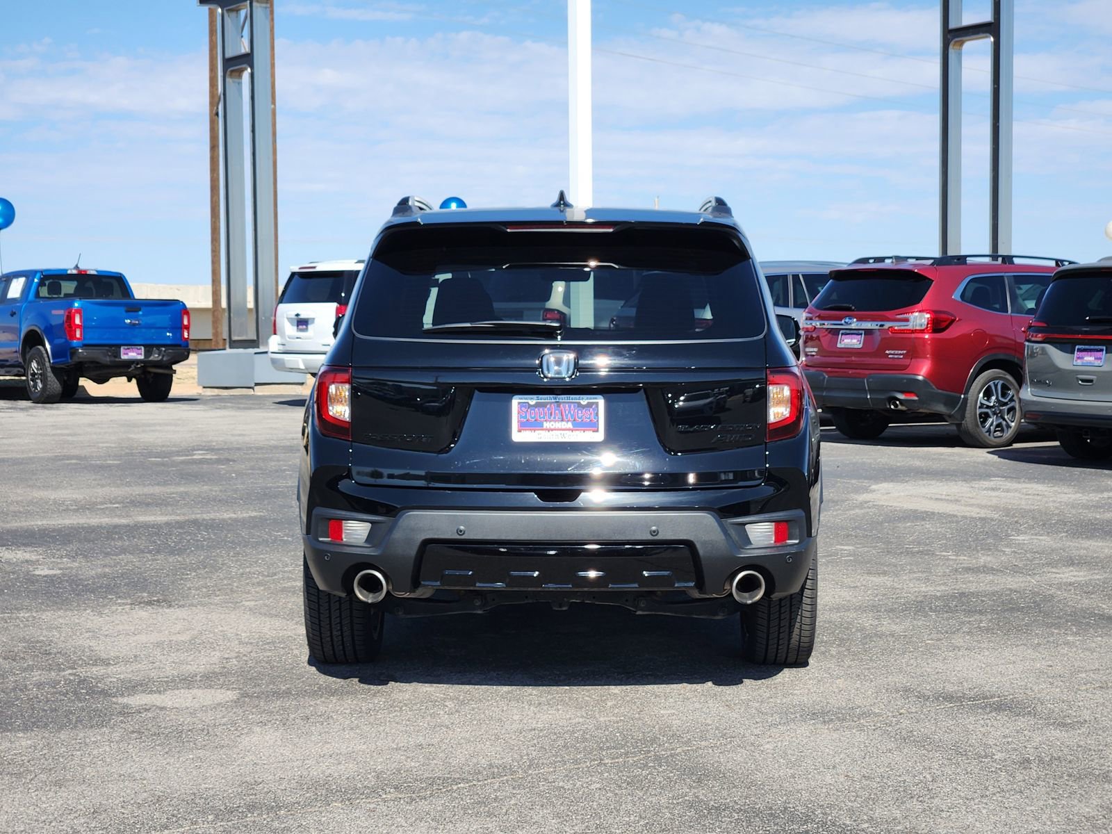 Used 2024 Honda Passport Black Edition image 8