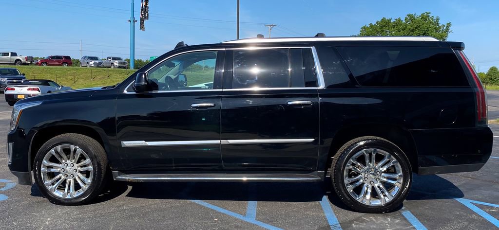 Used 2018 Cadillac Escalade ESV Luxury AWD/4WD image 20