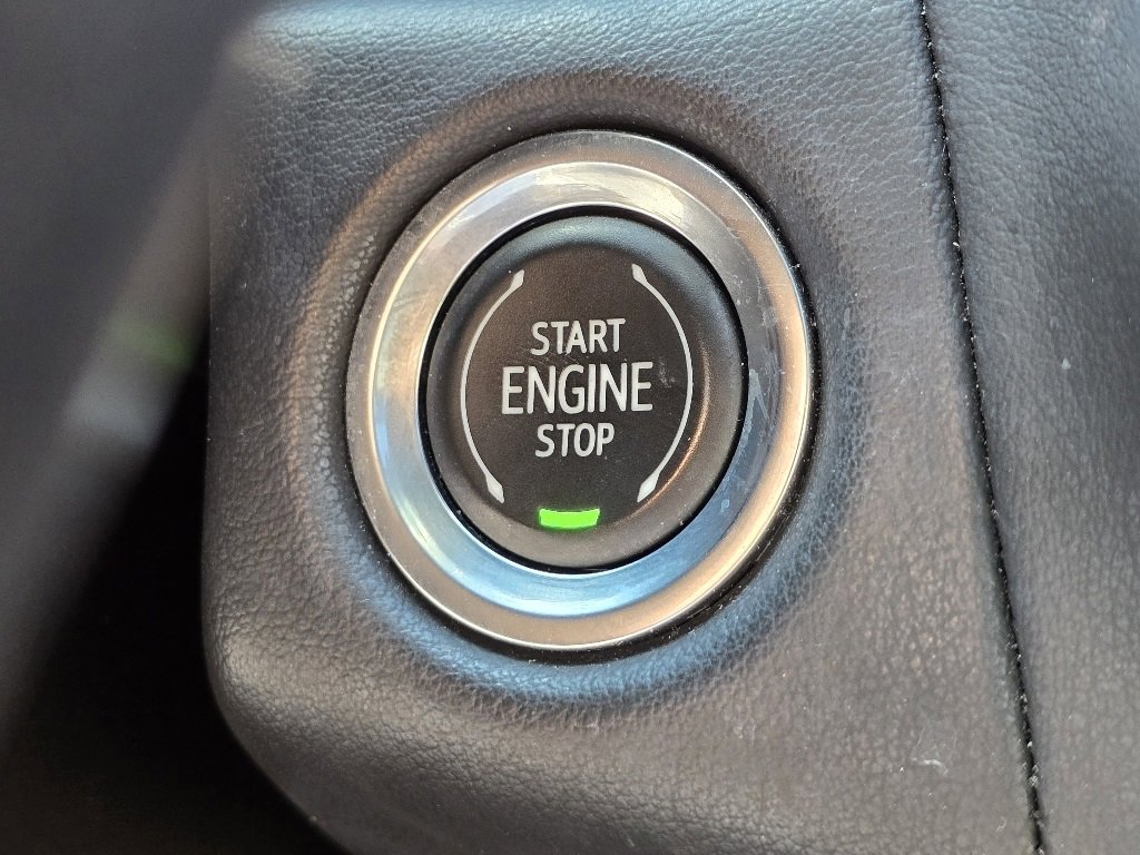 Used 2021 Chevrolet Tahoe Premier image 19