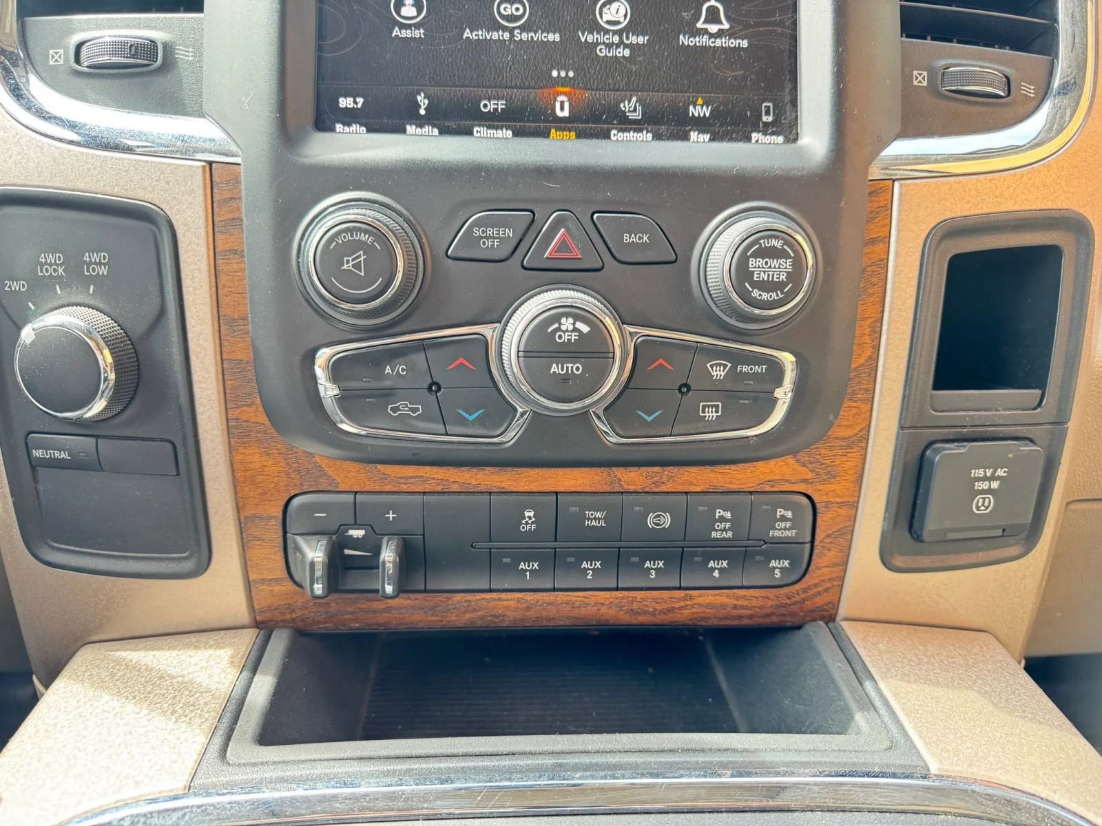 Used 2018 RAM 2500 Longhorn w/ Longhorn Southfork Package AWD/4WD image 20