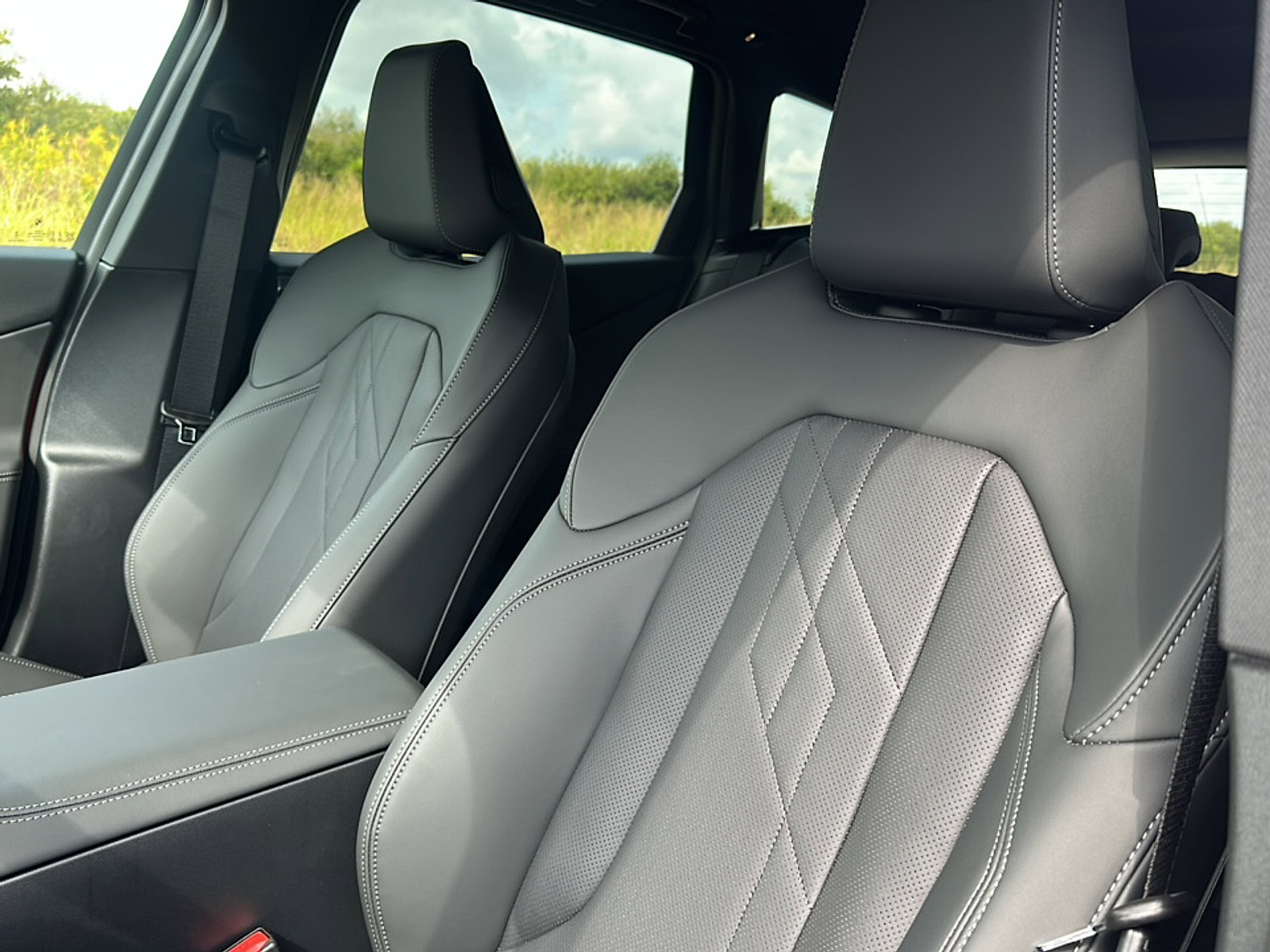 New 2026 BMW X3 xDrive30 w/ Premium Package image 11