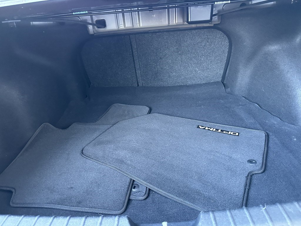 Used 2018 Kia Optima LX w/ 17" Alloy Wheels Package FWD image 26