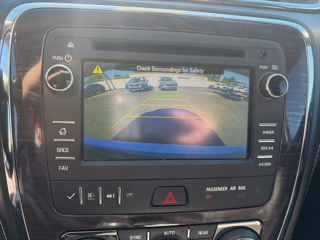 Used 2017 Buick Enclave Leather FWD image 18