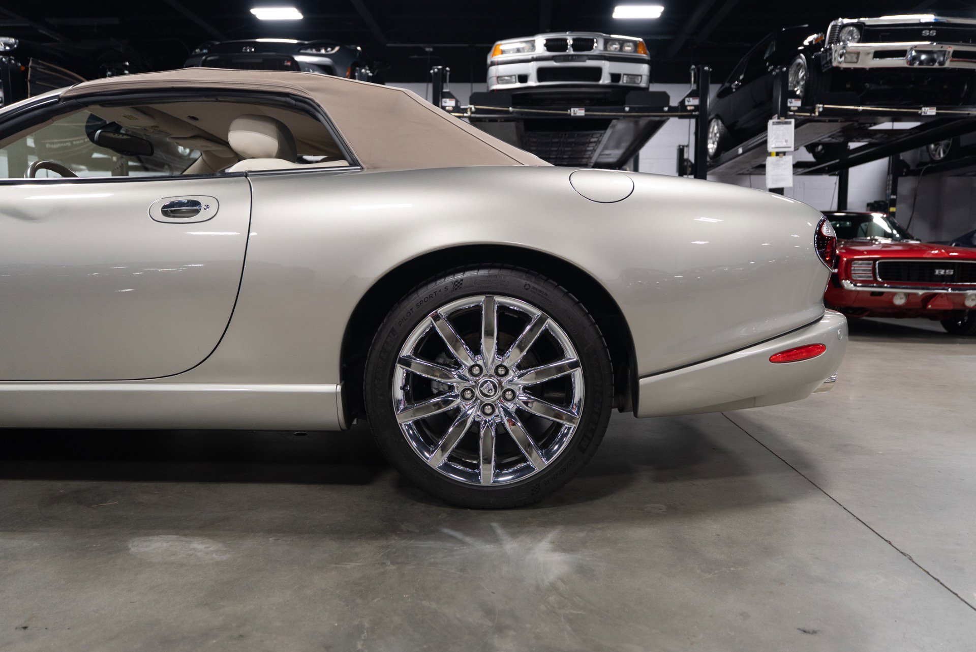 Used 2006 Jaguar XK8 Convertible image 6