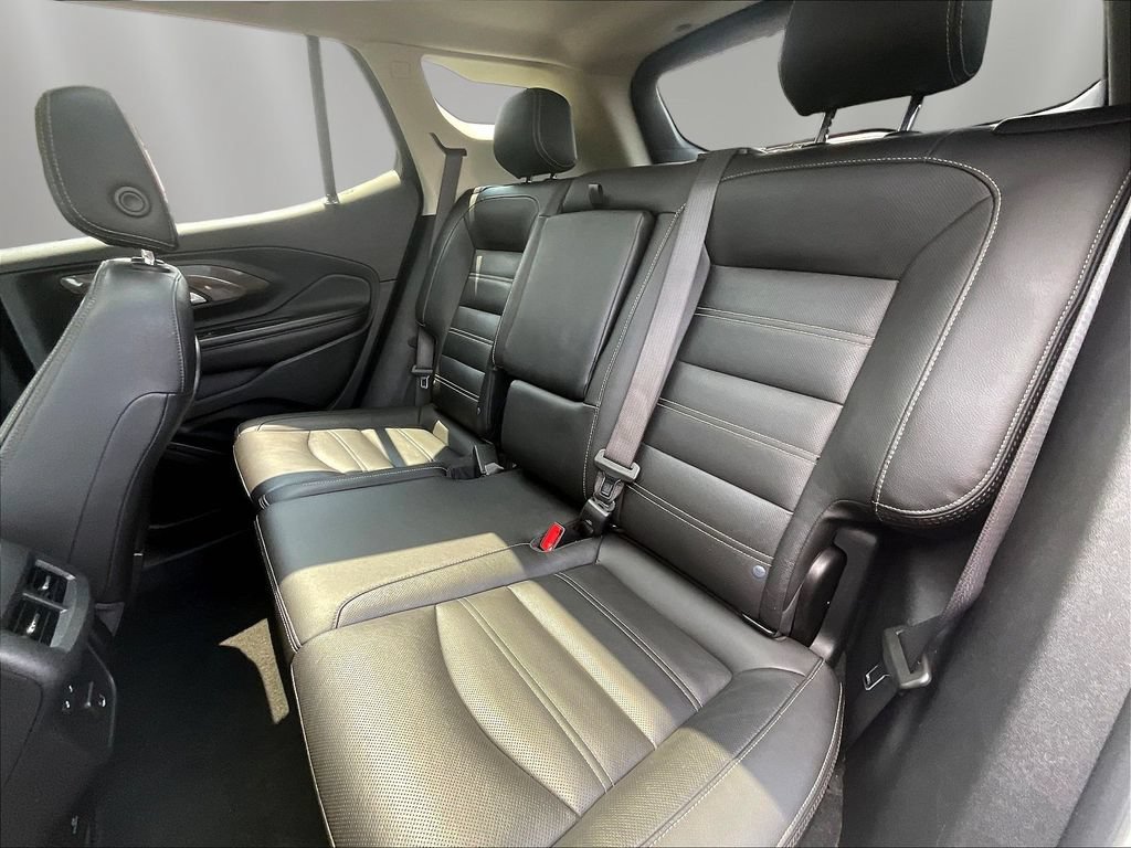 Used 2023 GMC Terrain Denali w/ Denali Premium Package AWD/4WD image 21