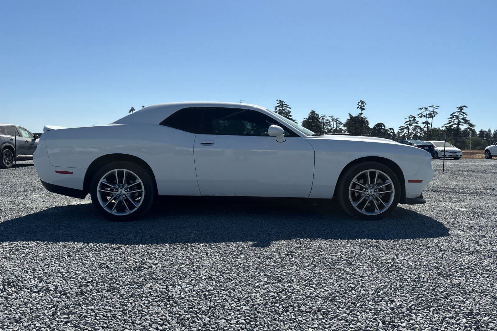 Used 2022 Dodge Challenger GT AWD/4WD image 9