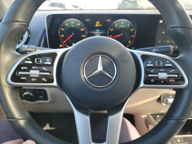 Used 2021 Mercedes-Benz GLB 250 4MATIC image 15