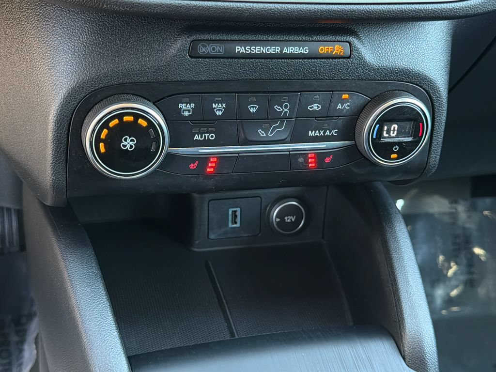 Used 2020 Ford Escape SE Sport FWD image 26