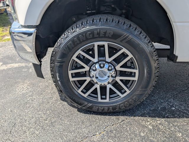 Used 2019 Ford F250 Lariat w/ Lariat Ultimate Package AWD/4WD image 6