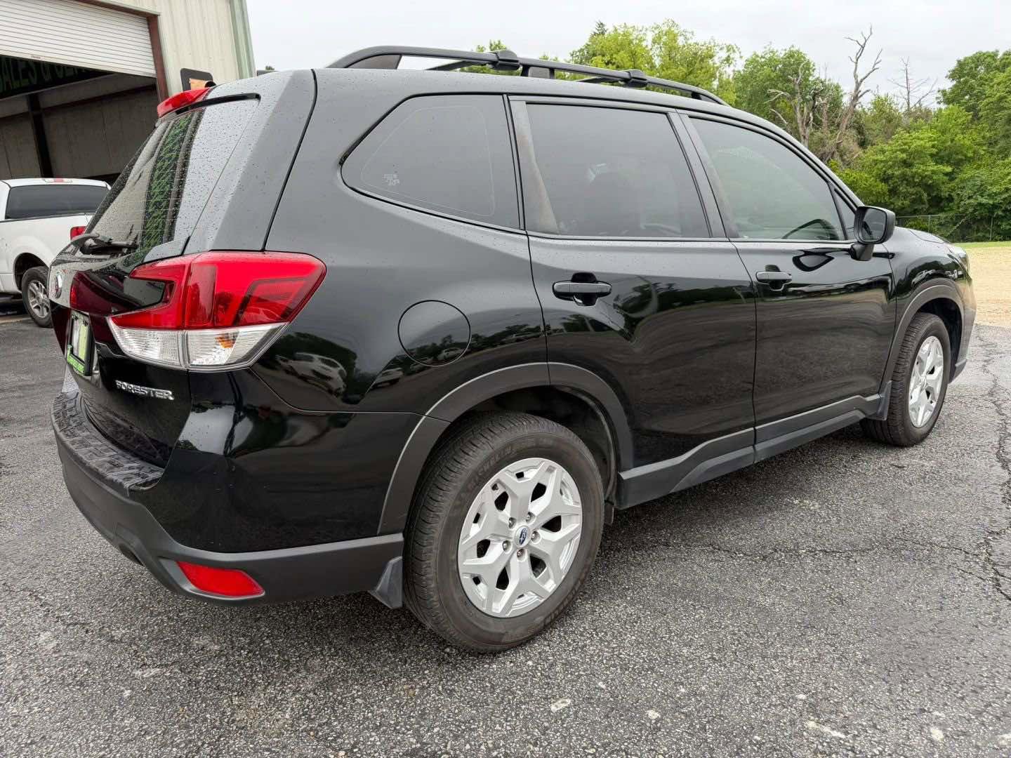 Used 2019 Subaru Forester AWD/4WD image 3