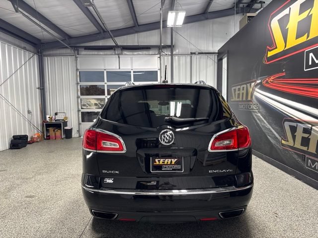 Used 2017 Buick Enclave Leather FWD image 19