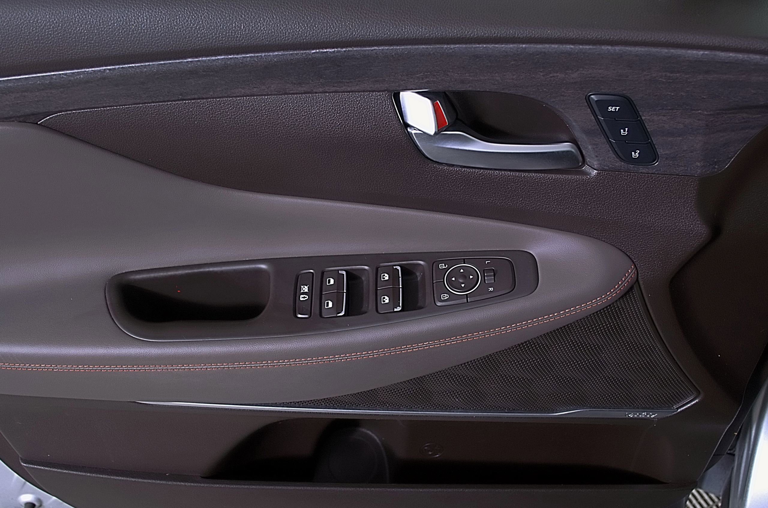 Used 2019 Hyundai Santa Fe FWD image 18