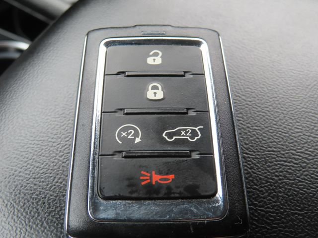 Used 2023 Jeep Grand Cherokee L Limited AWD/4WD image 40