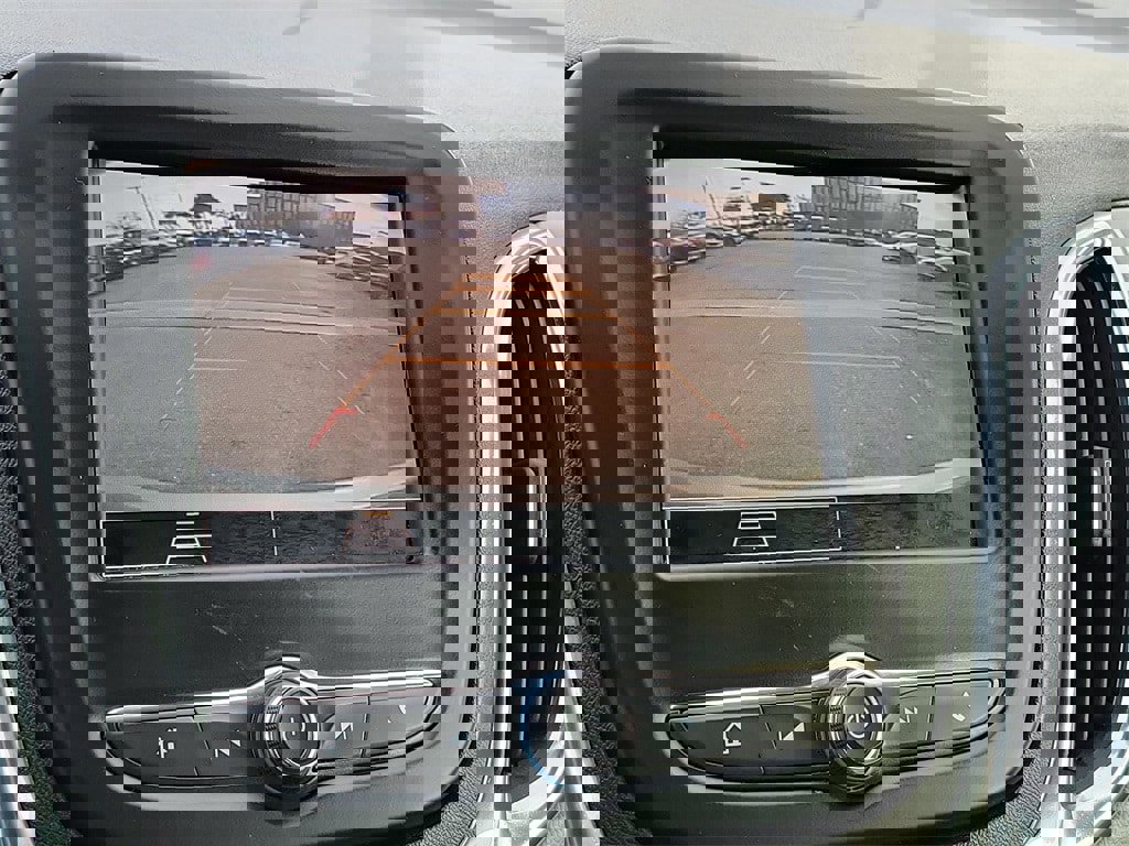 Used 2023 Chevrolet Equinox LS w/ LS Convenience Package image 18