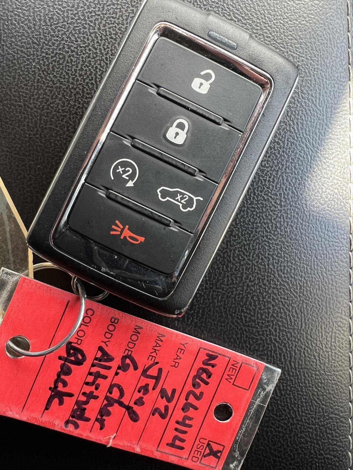 Used 2022 Jeep Grand Cherokee Altitude image 33