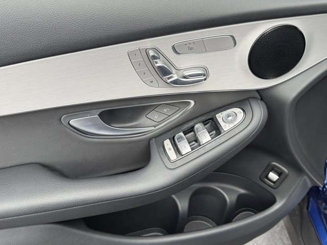 Used 2022 Mercedes-Benz GLC 300 image 19