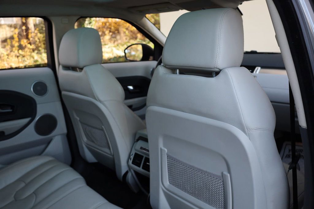 Used 2015 Land Rover Range Rover Evoque Pure Plus image 22