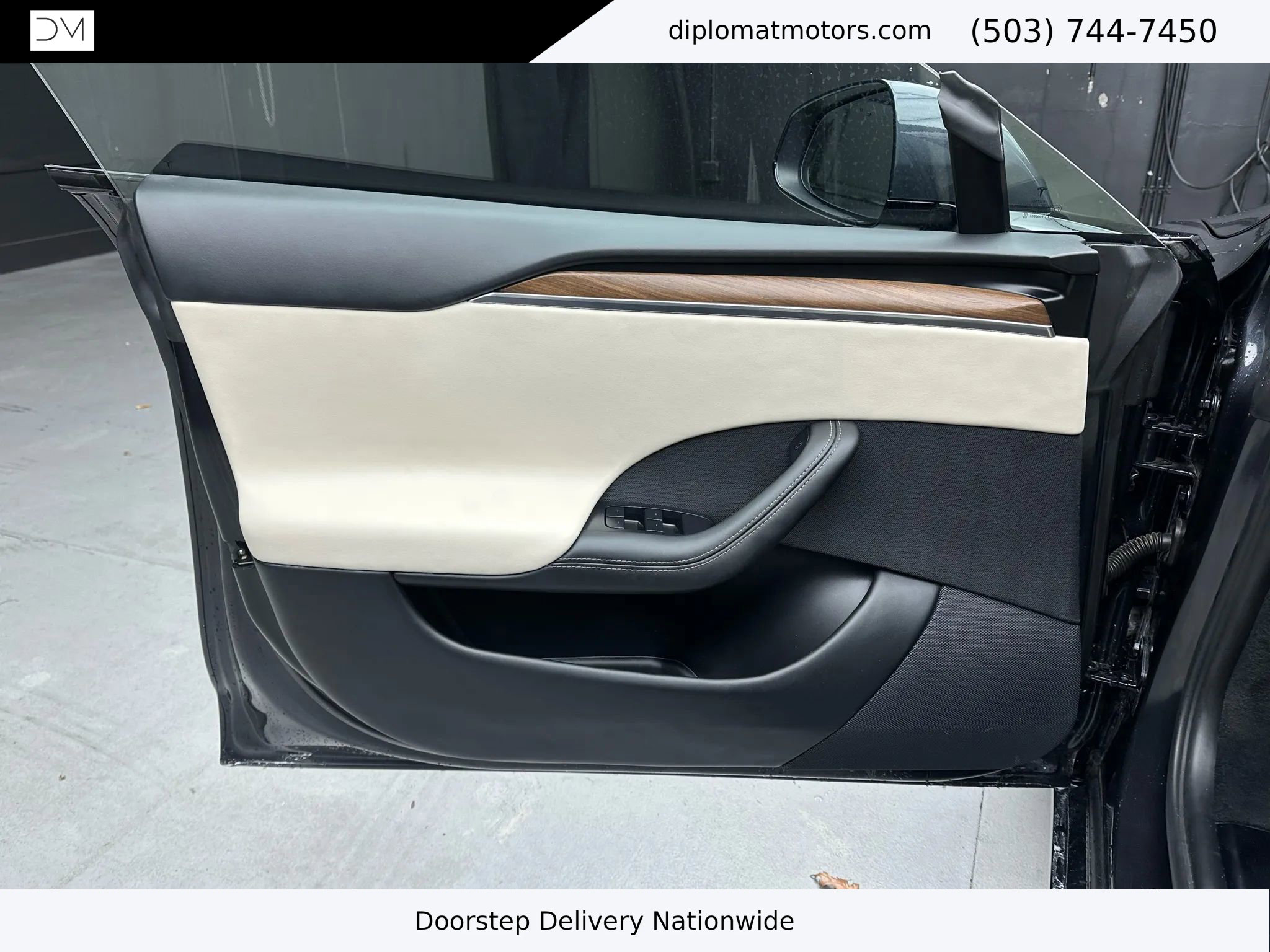 Used 2025 Tesla Model S image 22