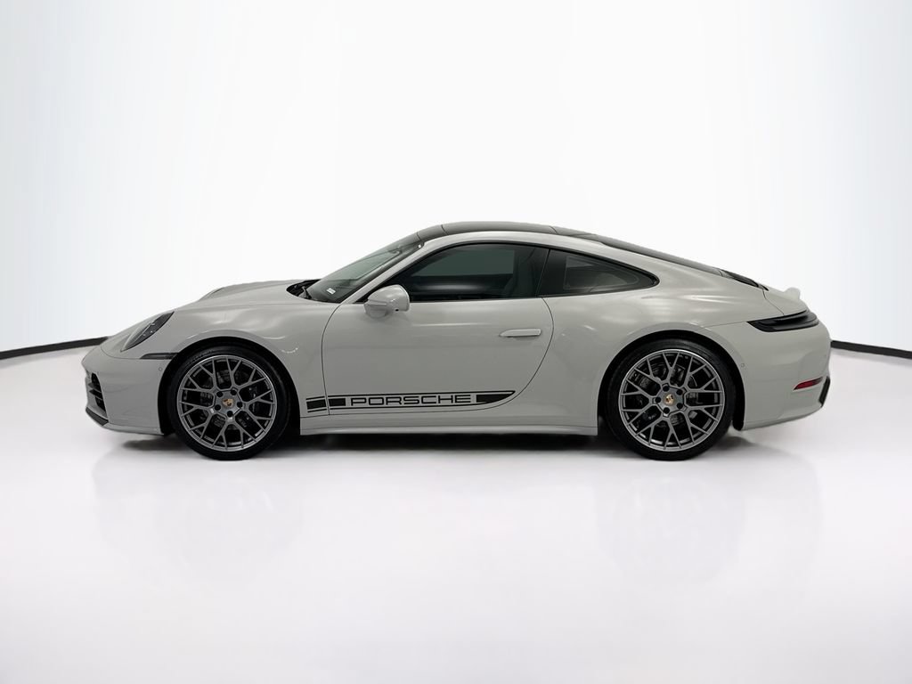 Certified 2026 Porsche 911 Carrera RWD image 2