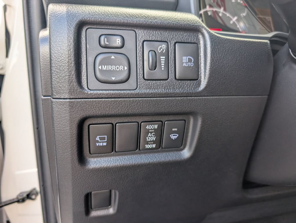 Used 2023 Toyota 4Runner SR5 Premium w/ Moonroof Package RWD image 23