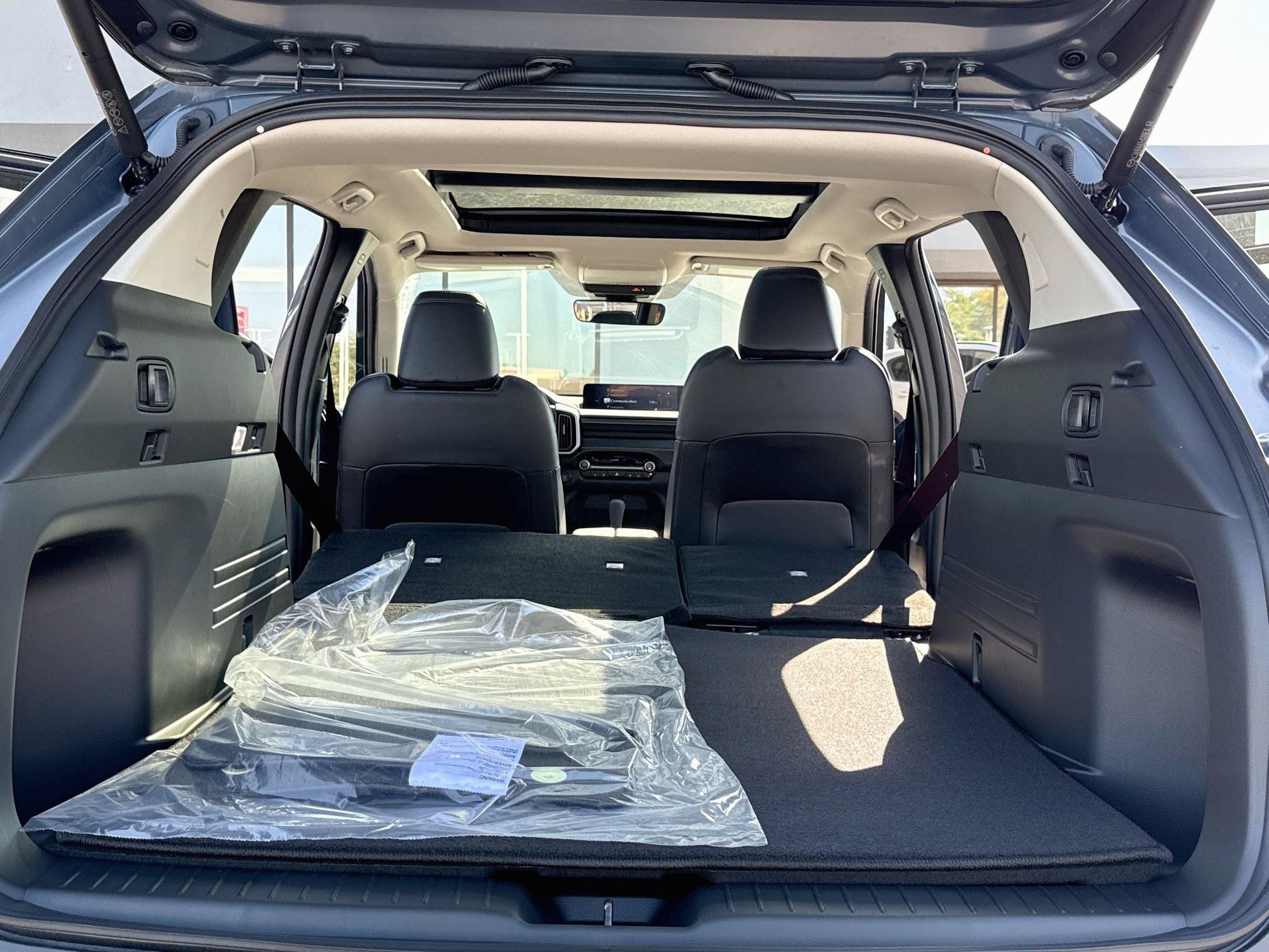 New 2026 MAZDA CX-50 AWD 2.5 S w/ Premium Package image 8