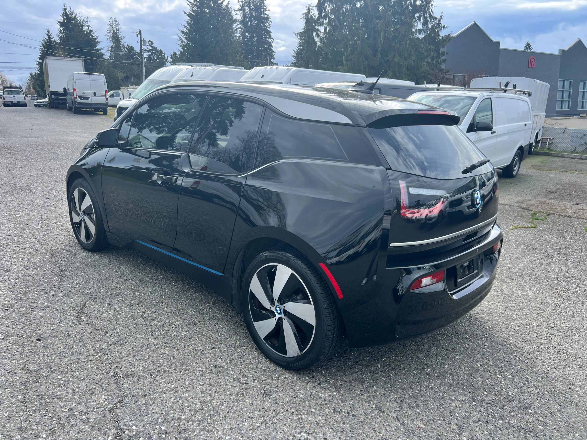 Used 2018 BMW i3 w/ Range Extender image 5