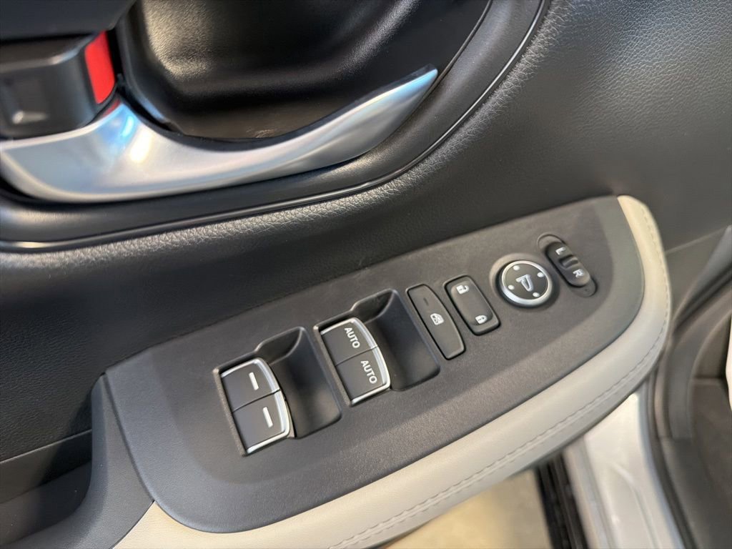 New 2027 Honda HR-V EX-L image 16