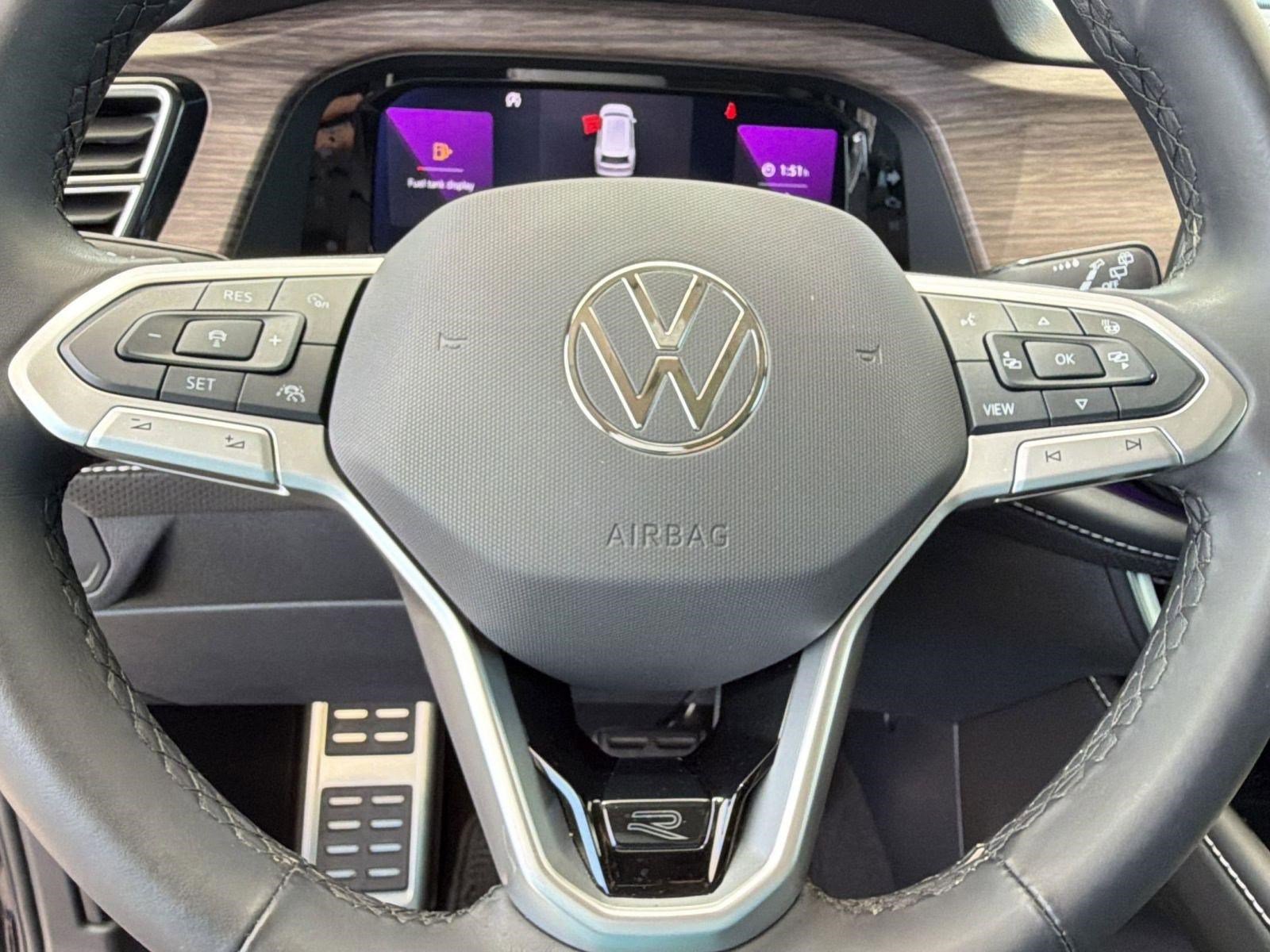 Used 2025 Volkswagen Atlas SEL Premium R-Line AWD/4WD image 17