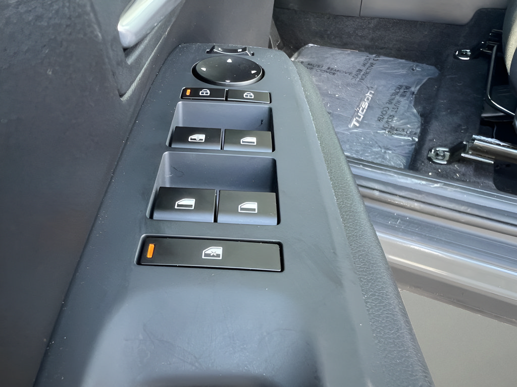 Certified 2026 Hyundai Tucson SE AWD/4WD image 13