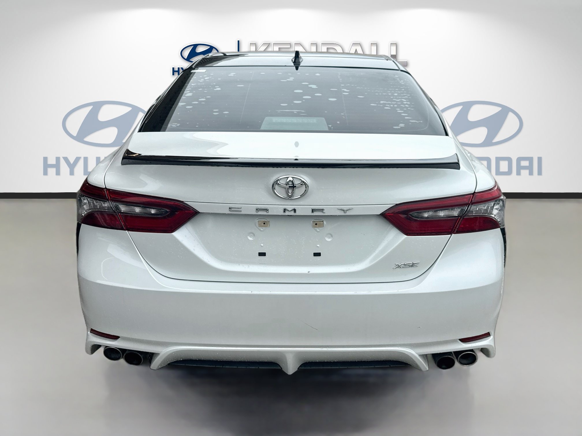 Used 2022 Toyota Camry XSE FWD image 5