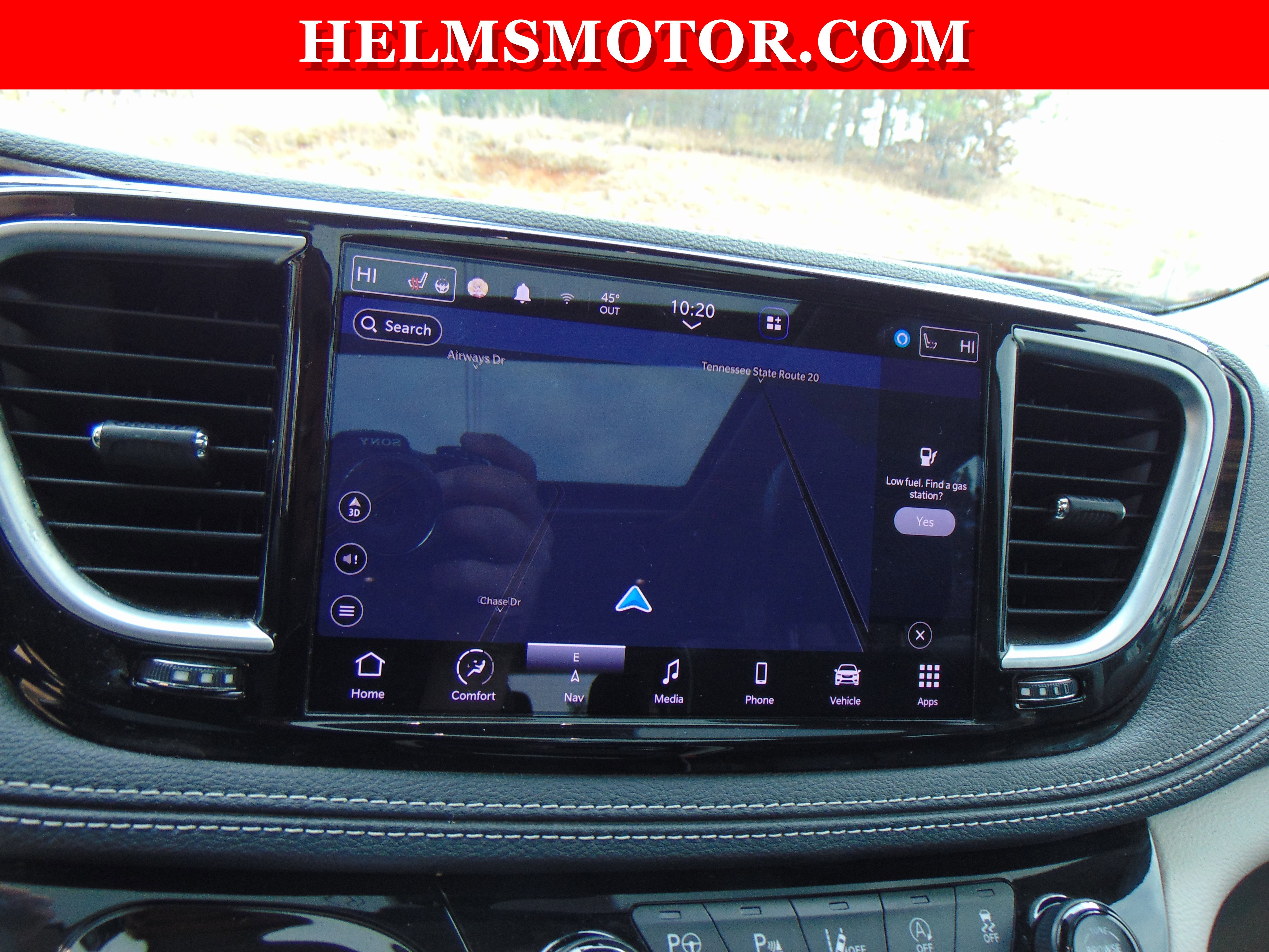 Certified 2022 Chrysler Pacifica Limited w/ Uconnect Theater Family Group image 36