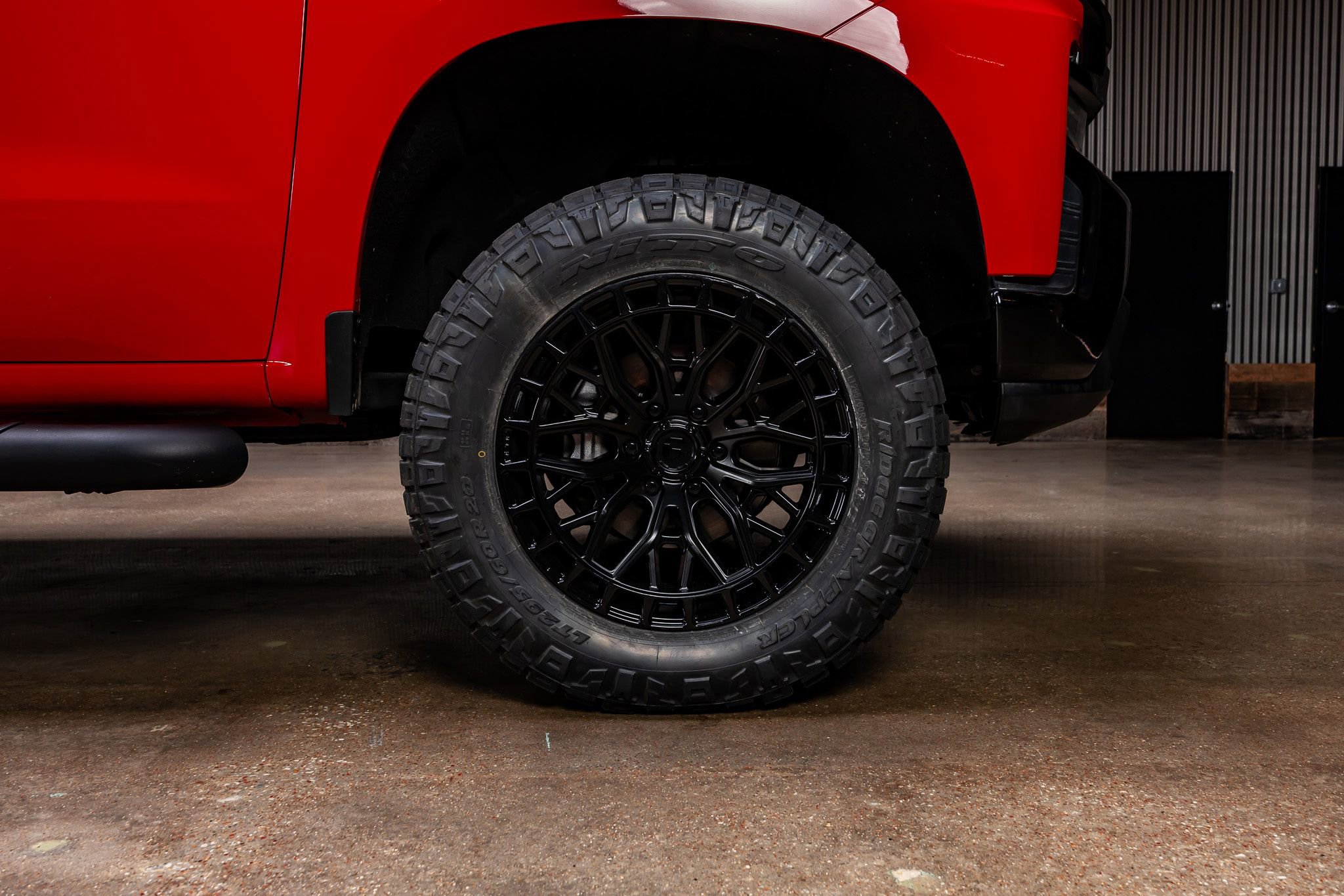 Used 2019 Chevrolet Silverado 1500 LT Trail Boss AWD/4WD image 12