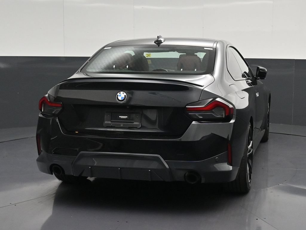 Used 2022 BMW 230i Coupe w/ Premium Package 2 RWD image 2